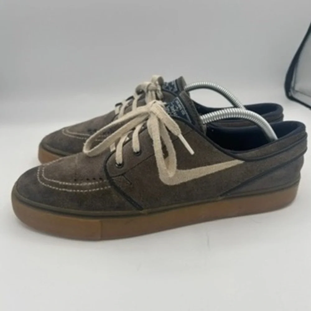 Nike SB ZOOM AIR Stefan Janoski Mens Sz 10 Gray Suede Skate Sneakers Gum Sole‎